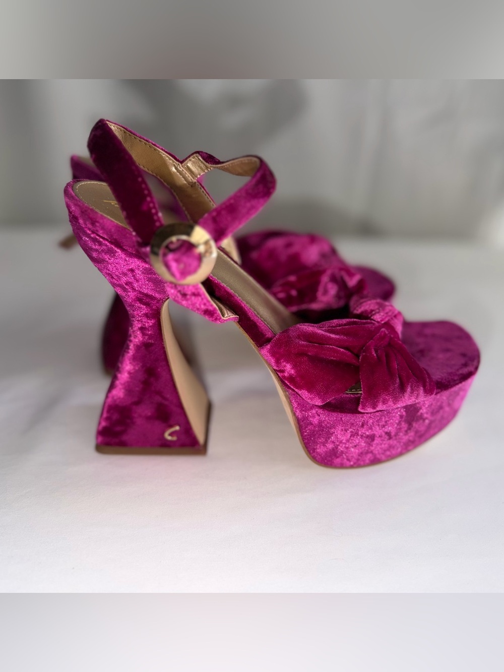 Circus by Sam Edelman Fuchsia Velvet Knot Platform Heels